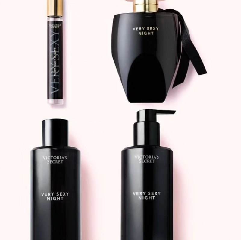 VICTORIA’S SECRET VERY SEXY NIGHT 香水 Amazon.com : Victoria's Secret Very Sexy Night Fine