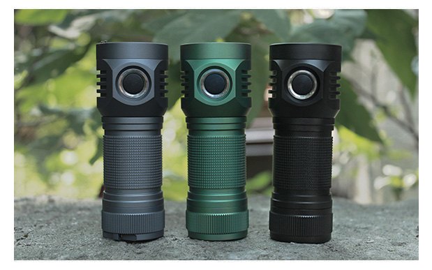 4200 流明 ● NOCTIGON EMISAR D4S 26650 電筒 ● SST20 ● 灰 ● 磁吸版 4200 流明 ● NOCTIGON EMISAR D4S 26650 電筒 ● SST20 ● 灰 ● 磁吸版