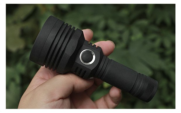 1300 流明 ● NOCTIGON EMISAR D1S 電筒 ● XP-L HI ● 黑 1300 流明 ● NOCTIGON EMISAR D1S 電筒 ● XP-L HI ● 黑