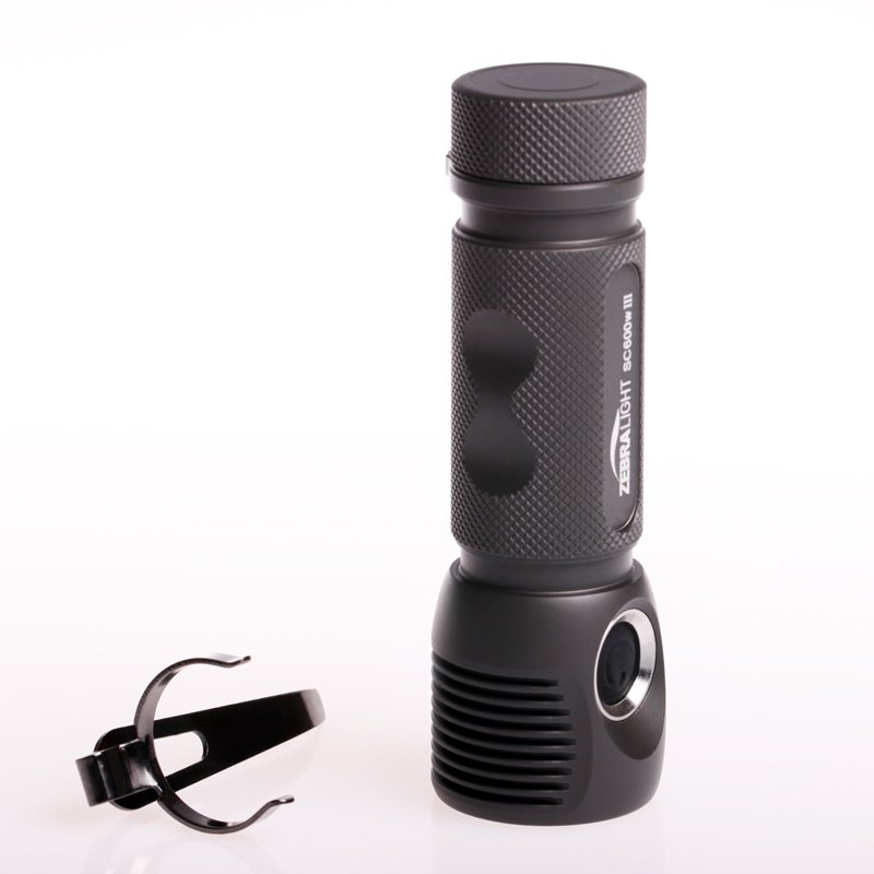 1500 流明 ● ZebraLight SC600Fd Mk III Plus 高顯色 泛光 中白 電筒 ● CRI 93-95 ● 90° ● 5000K 1500 流明 ● ZebraLight SC600Fd Mk III Plus 高顯色 泛光 中白 電筒 ● CRI 93-95 ● 90° ● 5000K