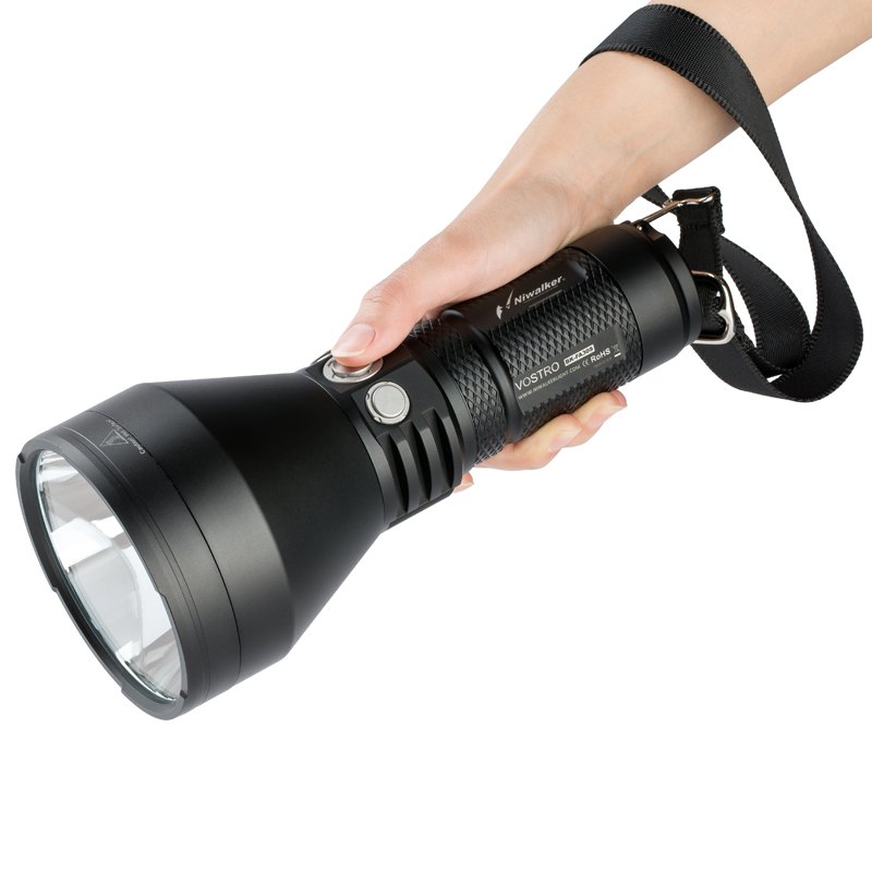 2200 流明 ● Niwalker Vostro BK-FA30S 電筒 ● XHP35 HI 2200 流明 ● Niwalker Vostro BK-FA30S 電筒 ● XHP35 HI