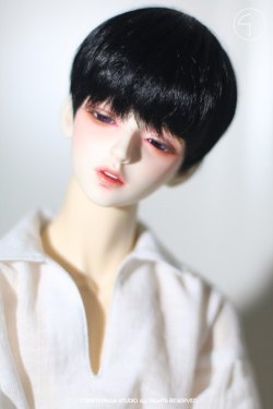 WINTERRAIN - June - Head Only