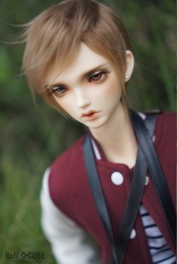 RAMCUBE - R.WHIRU Head