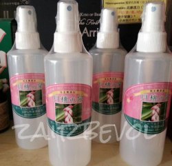 日本製 - 天然植物萃取月桃化妝水 - 淨白 - 平衡油脂分泌  - 對抗痘肌及粉刺 - 鎮靜舒緩敏感