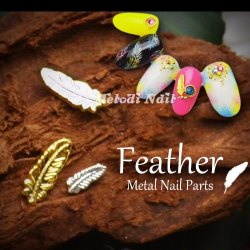 5pcs Shiny Feather Nail Decor