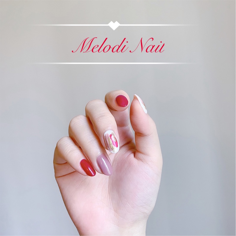 Artistic Red Nail