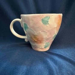 【處理品】日本製美濃燒 繁花圖案 陶瓷杯 手工制作 限量發售 可放入微波爐及洗碗機