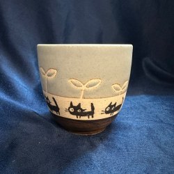 【處理品】日本製美濃燒 手繪可愛黑貓圖案 陶瓷茶杯 手工制作 限量發售 可放入微波爐及洗碗機