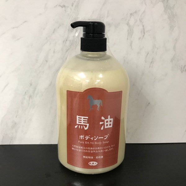 促銷產品 日本溫泉旅館限定 旅美人 純天然馬油 沐浴乳1000mL（標準瓶）