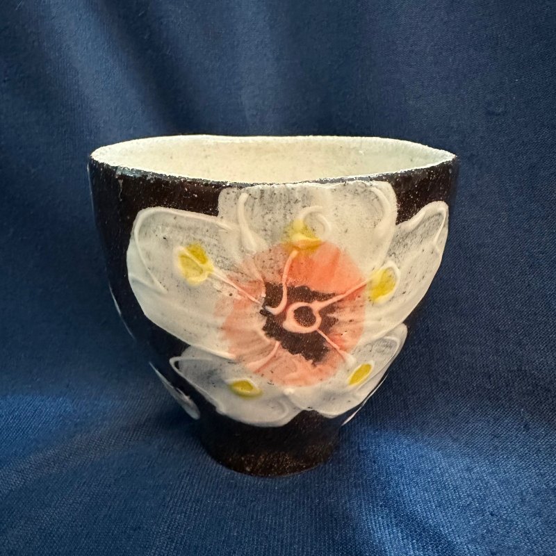 【處理品】日本製美濃燒 手繪櫻花圖案 陶瓷茶杯 手工制作 限量發售 可放入微波爐及洗碗機