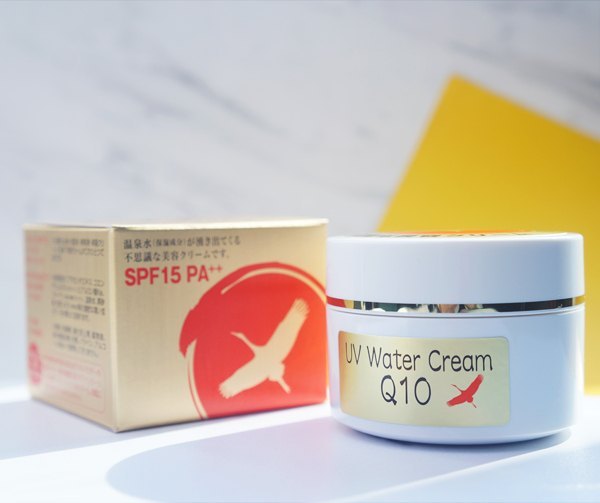 日本 北海道 Q10  UV WATER CREAM 80g  防UV 溫泉水 出水霜 美白/保濕/防曬