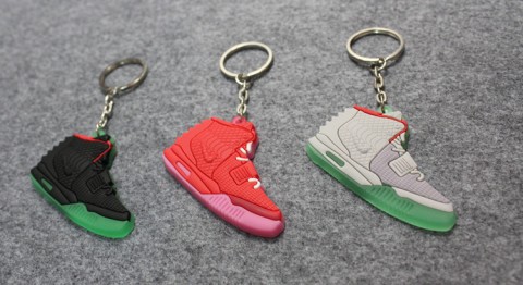 Air Yeezy 2 ’Wolf Grey’ Keychain
