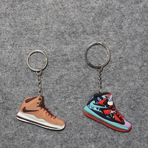 LEBRON JAMES KEYCHAINS
