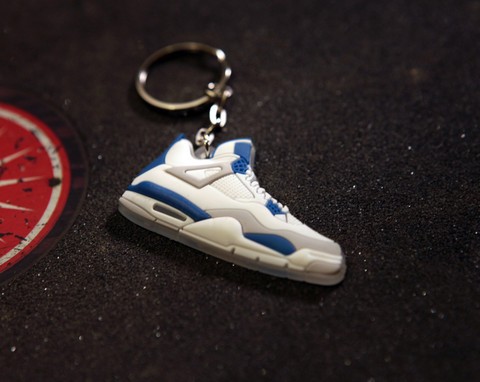 Air Jordan IV ’Military’ Keychain