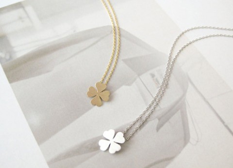 Clover necklace