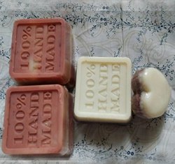 (Nos.38) 100% Handmade皂-輕柔去角質 (優惠價$100/5pcs+送心型皂乙件)