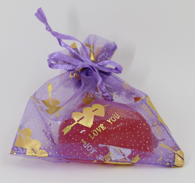 紫色心串箭 I LOVE YOU 圖案歐根紗+手工皂禮品袋 (Purple Heart Arrow I Love You Design Organza Bag With Soap Gift Bag Set)