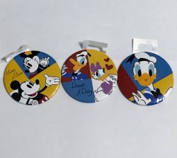 日本 Disney Store Pins 襟章 Mickey  Minnie