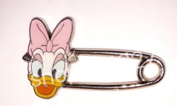 (二手) HK Disneyland Pins 襟章 徽章 Daisy 黛絲
