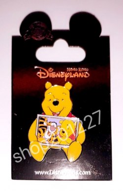 HK Disneyland Pins 襟章 徽章 Winnie the Pooh 小熊維尼 維尼熊