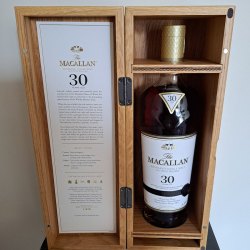 香港行貨 Macallan 30 years old Sherry Oak Single Malt Whisky 麥卡倫30年雪莉雙桶單一麥芽威士忌 700ml 2020 Release