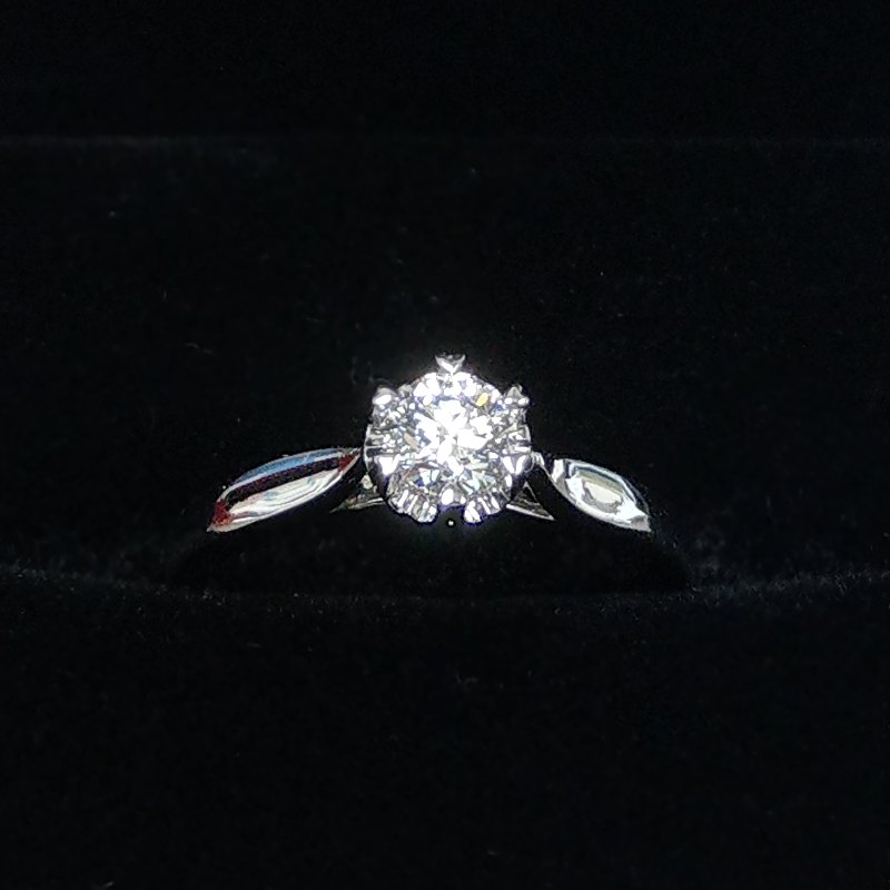 【QUEEN OF HEARTS】Engagement Ring (Lab-Grown0.3ct)