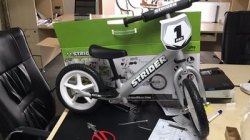 2019 Strider PRO 鋁合金((專業比賽版)) 兒童 平衡車 2.2kg 護胸 軟座 快拆 啤呤軨(((香港行貨 )))