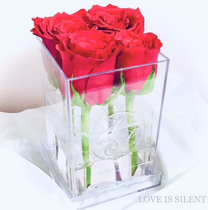 紅寶瑰麗 — 水晶盒 ( 4 朵鮮花玫瑰 )