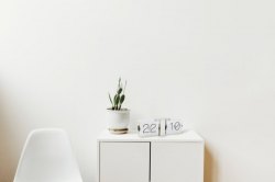 Karlsson, Flip clock No Case white, matt white stand (Table/Hanging)