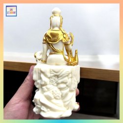 象牙果描金踩蓮觀音佛像【禮盒裝】《附送*淨佛布* 一條》(型號：JS-BS-1)【*優惠價*直接出售，不設折扣優惠】不設郵寄, 可用順豐到付《購買滿 500元或以上 包順豐》
