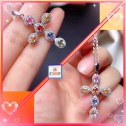 色彩燦爛彩色鋯石十字架吊咀連頸鏈 *頸鏈可自由更換*《附送精美*紐扣絨布袋*一個 ※ 送完即止 ※》(型號：JS-CRN-19)【長期優惠 9折※一次過購買兩件 85折, 一次過購買三件或以上一律8折※ 包順豐運費】