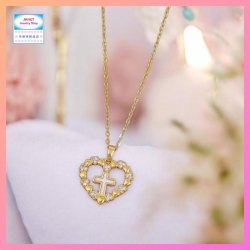 簡約精緻心形鋯石十字架頸鏈《附送精美*紐扣絨布袋*一個 ※ 送完即止 ※》(型號：JS-CRN-35)【長期優惠 9折※一次過購買兩件 85折, 一次過購買三件或以上一律8折※ 包順豐運費】