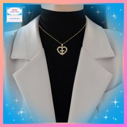 簡約精緻心形鋯石十字架頸鏈《附送精美*紐扣絨布袋*一個 ※ 送完即止 ※》(型號：JS-CRN-35)【長期優惠 9折※一次過購買兩件 85折, 一次過購買三件或以上一律8折※ 包順豐運費】