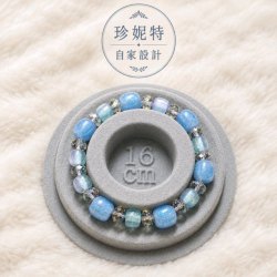 【珍妮特】自家設計|夢幻藍色樹脂閃粉珠切角水晶手環 JS-HDB-60
