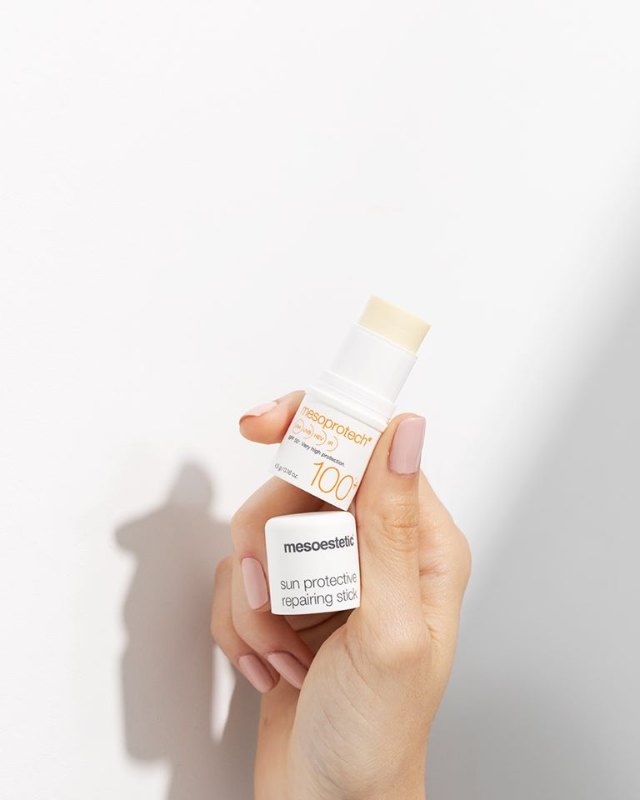 Mesoestetic 專業重點護斑防曬棒 SPF50+ 4.5g Mesoestetic 專業重點護斑防曬棒 SPF50+ 4.5g