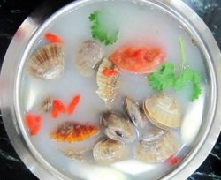 秘製活蟹海鮮湯