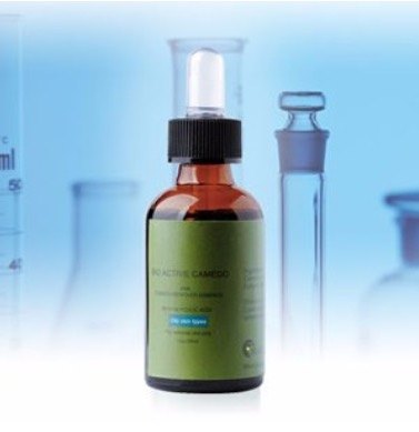 AHA淨化黑頭粉刺精華素 30ML AHA淨化黑頭粉刺精華素 30ML