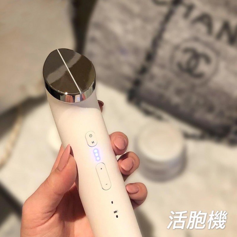 韓國Deepn Pro 2.0 活胞機 去斑美白皮膚重生機 (送晶片面膜1盒) 韓國Deepn Pro 2.0 活胞機 去斑美白皮膚重生機 (送晶片面膜1盒)