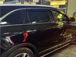 15 ~ 20 Sorento 原廠款不銹鋼邊雨擋 (現貨)
